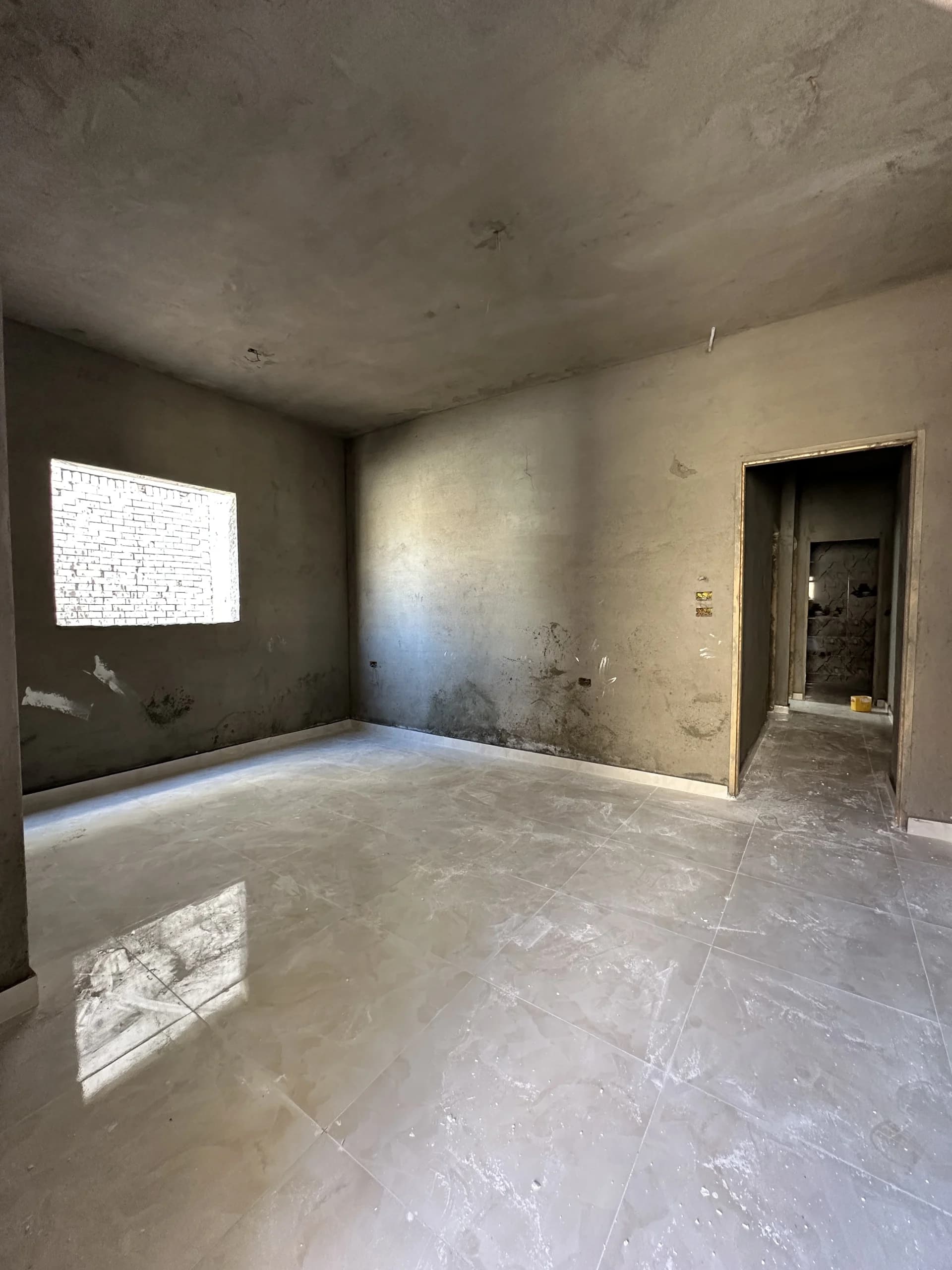 125m² Wohnung 4. Stock neben der Masjid El Daqaq